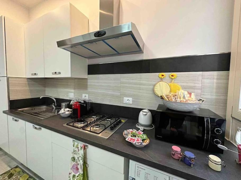 Family Flat Near Metro A Leilighet Roma Eksteriør bilde